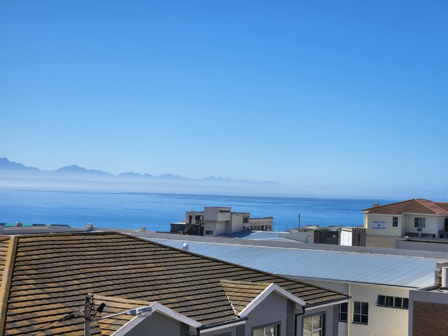 3 Bedroom Property for Sale in Mossel Bay Central Western Cape